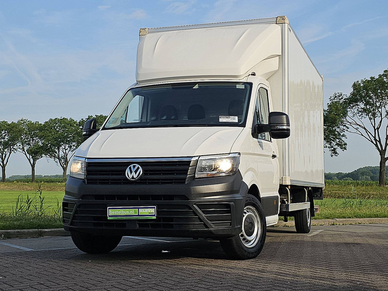 Volkswagen Crafter 35 2.0 Bakwagen Laadklep! - Fourgon: photos 1 Volkswagen Crafter 35 2.0 Bakwagen Laadklep! - Fourgon: photos 1