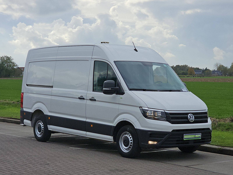 Volkswagen Crafter 35 2.0 L3H3 140Pk Euro6 AC! - Fourgon utilitaire: photos 5 Volkswagen Crafter 35 2.0 L3H3 140Pk Euro6 AC! - Fourgon utilitaire: photos 5
