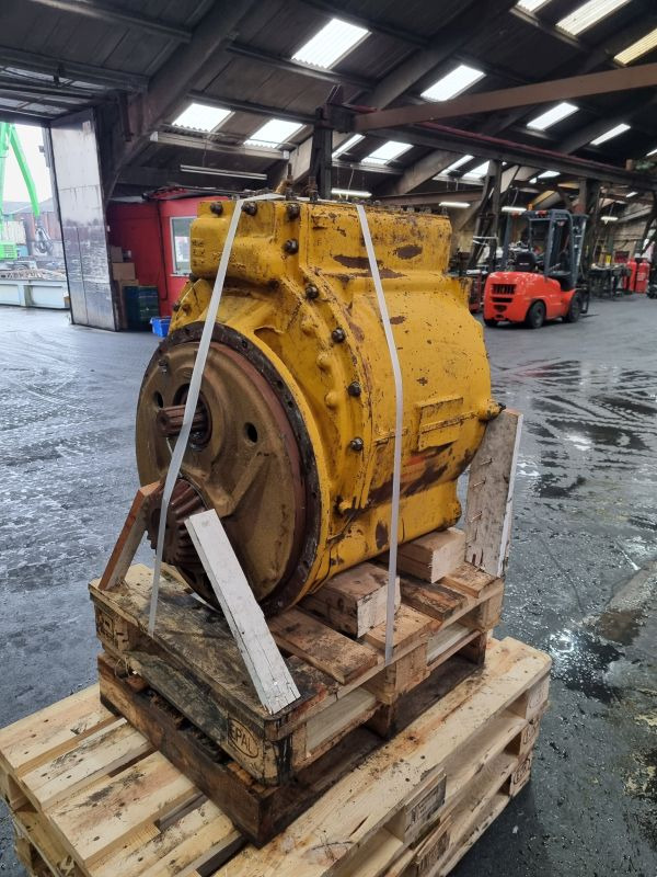 Caterpillar 3P1689 D8K Gearbox Gearbox (Plant) - Boîte de vitesse: photos 1 Caterpillar 3P1689 D8K Gearbox Gearbox (Plant) - Boîte de vitesse: photos 1