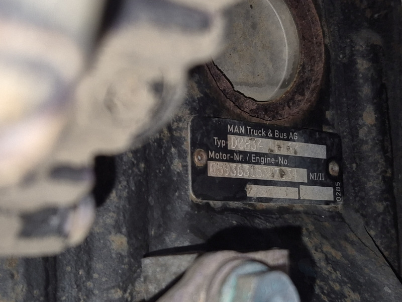 MAN D0834 LFL67 Engine (Truck) - Moteur pour Camion: photos 2 MAN D0834 LFL67 Engine (Truck) - Moteur pour Camion: photos 2