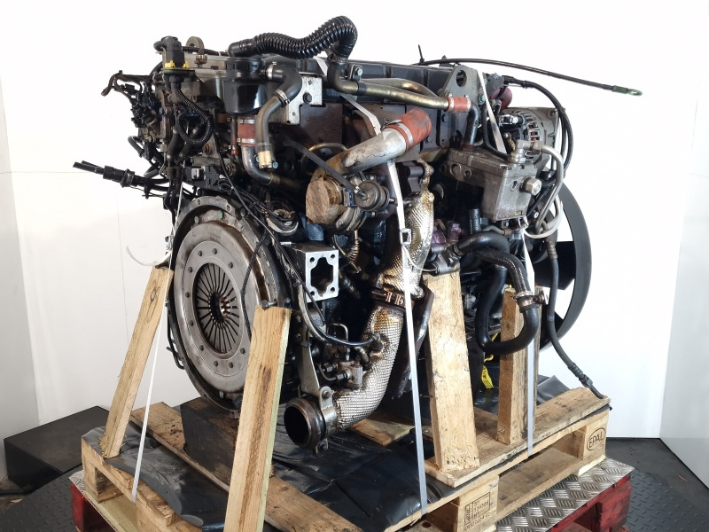 MAN D0834 LFL67 Engine (Truck) - Moteur pour Camion: photos 1 MAN D0834 LFL67 Engine (Truck) - Moteur pour Camion: photos 1