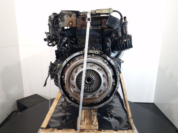 MAN D0836 LFL65 Engine (Truck) - Moteur pour Camion: photos 2 MAN D0836 LFL65 Engine (Truck) - Moteur pour Camion: photos 2