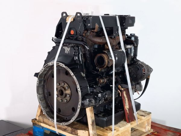 Mercedes Benz OM904LA Non Adblue Bus Spec Engine (Bus) - Moteur: photos 1 Mercedes Benz OM904LA Non Adblue Bus Spec Engine (Bus) - Moteur: photos 1