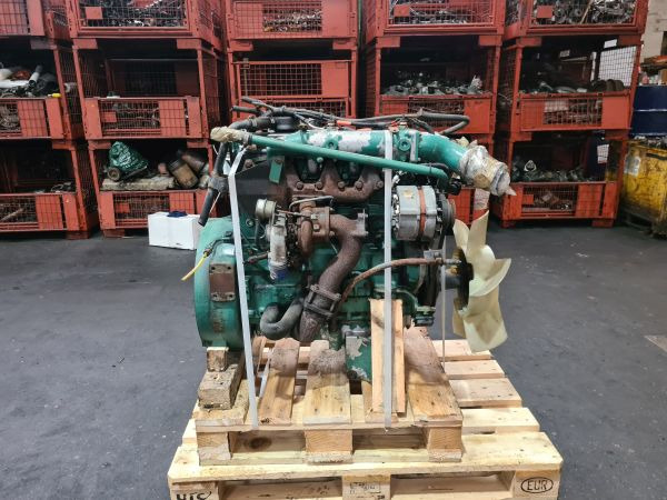 Volvo D4A Perkins 1004 Engine - Moteur pour Engins de chantier: photos 3 Volvo D4A Perkins 1004 Engine - Moteur pour Engins de chantier: photos 3