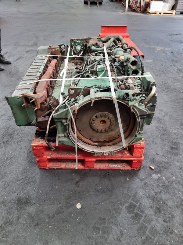 Volvo DH12D Engine - Moteur: photos 3 Volvo DH12D Engine - Moteur: photos 3