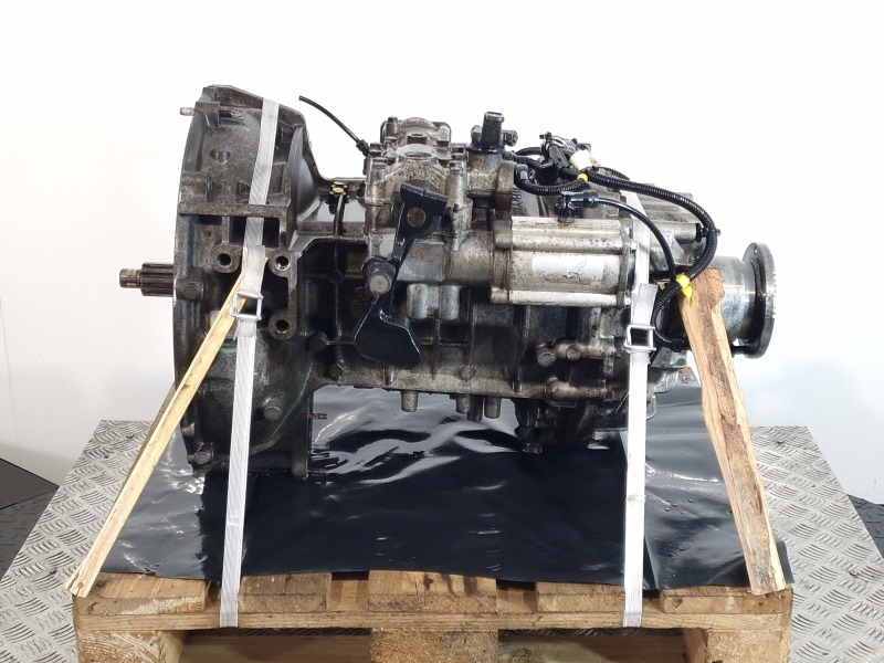 ZF Ecolite 6S800TO /STO8006 Volvo Spec Gearbox - Boîte de vitesse: photos 3 ZF Ecolite 6S800TO /STO8006 Volvo Spec Gearbox - Boîte de vitesse: photos 3