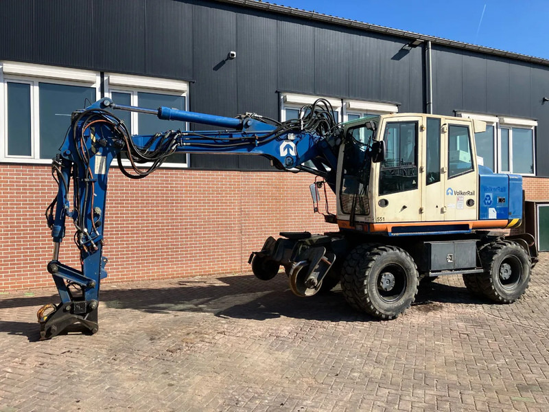 Atlas 160WSR - Pelle sur pneus: photos 1 Atlas 160WSR - Pelle sur pneus: photos 1