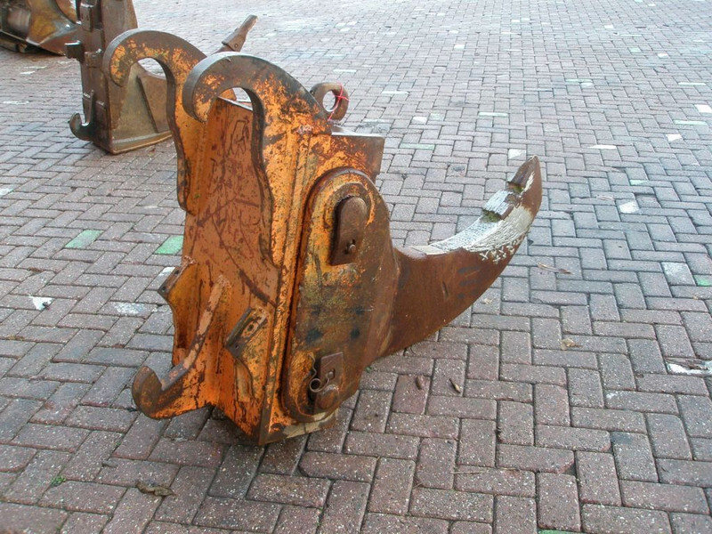 Atlas Ripper Ripper - Ripper pour Engins de chantier: photos 2 Atlas Ripper Ripper - Ripper pour Engins de chantier: photos 2