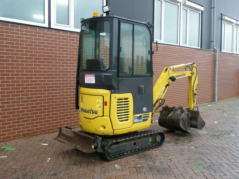 Komatsu PC16R-3HS - Mini pelle: photos 3 Komatsu PC16R-3HS - Mini pelle: photos 3