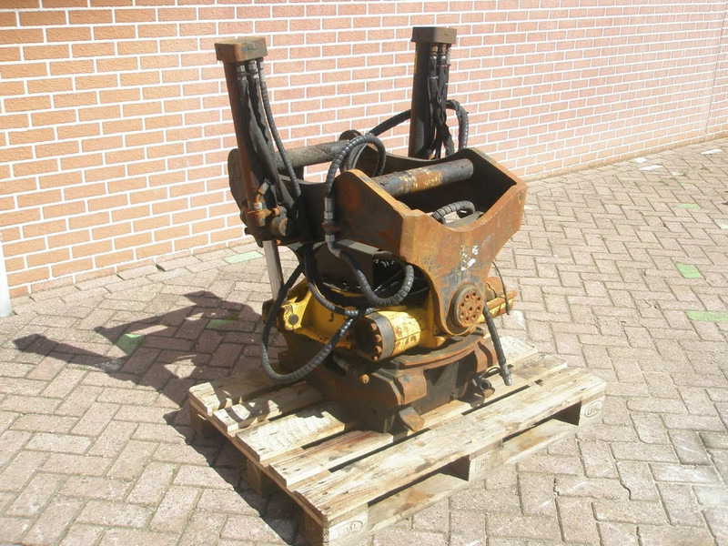 Onbekend S70 engcon EC226 - Tiltrotator pour Engins de chantier: photos 2 Onbekend S70 engcon EC226 - Tiltrotator pour Engins de chantier: photos 2