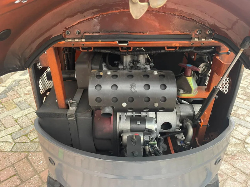 Rhino RTE-11B - Mini pelle: photos 5 Rhino RTE-11B - Mini pelle: photos 5