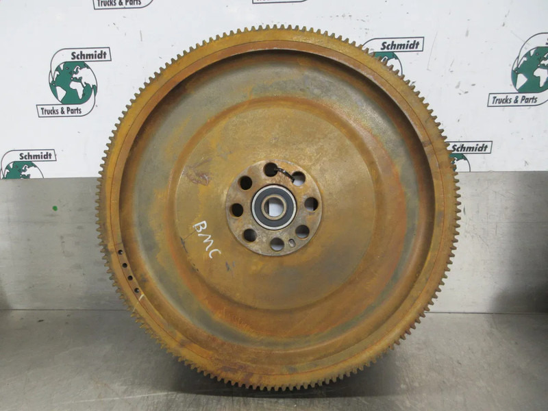 BMC 504378801 VLIEGWIEL BMC // IVECO EURO 6 MODEL 2022 - Volant moteur pour Camion: photos 3 BMC 504378801 VLIEGWIEL BMC // IVECO EURO 6 MODEL 2022 - Volant moteur pour Camion: photos 3