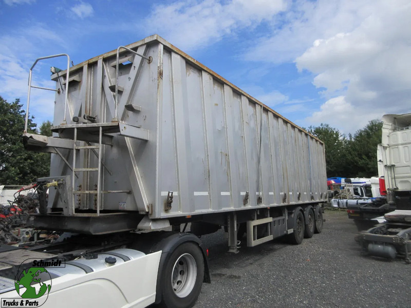 Bodex BODEX KIS 3B STAAL KIEPER MODEL 2017 - Semi-remorque benne: photos 1 Bodex BODEX KIS 3B STAAL KIEPER MODEL 2017 - Semi-remorque benne: photos 1