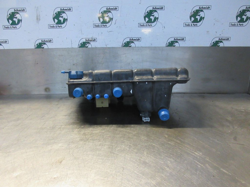 DAF 1295910 / 1607794 EXPANSIEVAT - Vase d'expansion pour Camion: photos 3 DAF 1295910 / 1607794 EXPANSIEVAT - Vase d'expansion pour Camion: photos 3