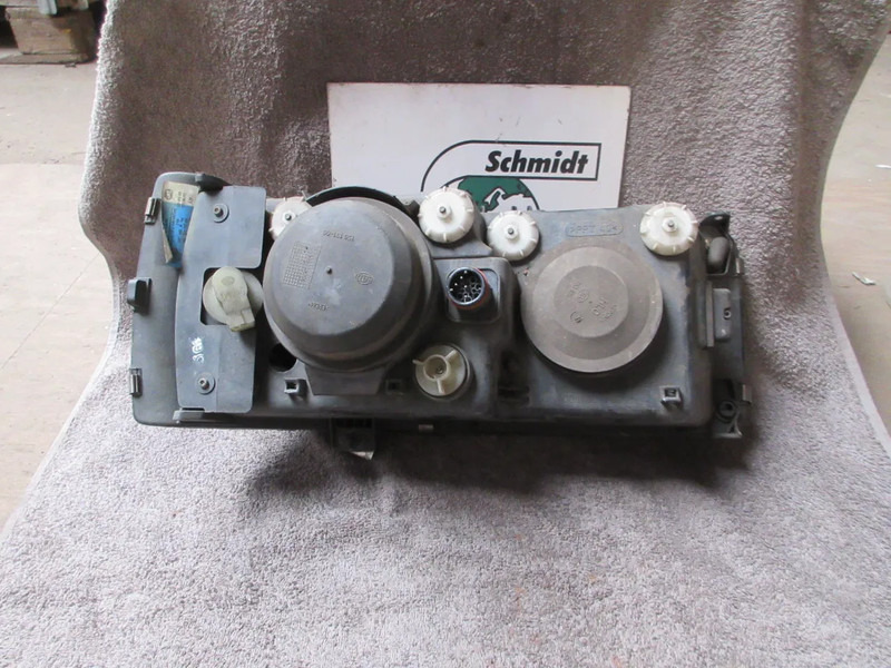 DAF 1743690 KOPLAMP XENOS DAF XF CF LF EURO 3 /5 / LINKS - Feu avant pour Camion: photos 3 DAF 1743690 KOPLAMP XENOS DAF XF CF LF EURO 3 /5 / LINKS - Feu avant pour Camion: photos 3