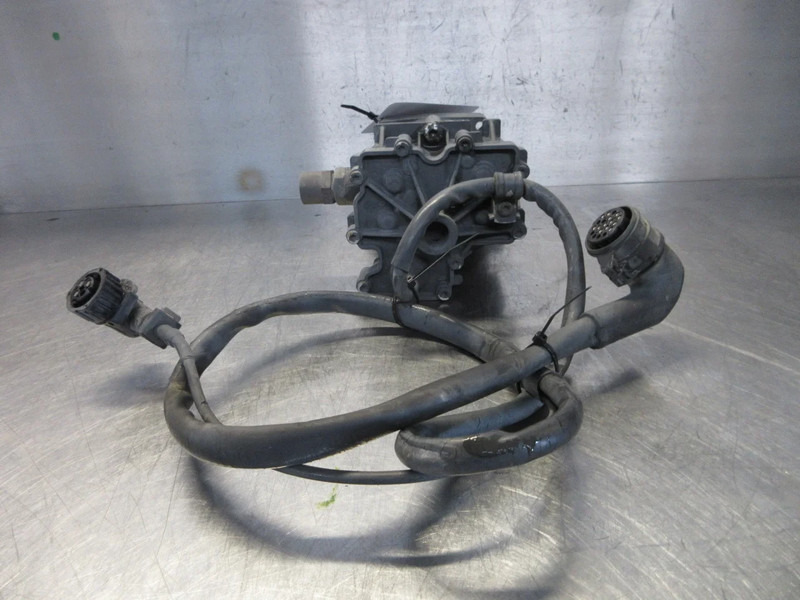 DAF 1789394 // 1813120 KOPPELINGSPOMP DAF CF 75 EURO 5 - Embrayage et pièces pour Camion: photos 4 DAF 1789394 // 1813120 KOPPELINGSPOMP DAF CF 75 EURO 5 - Embrayage et pièces pour Camion: photos 4