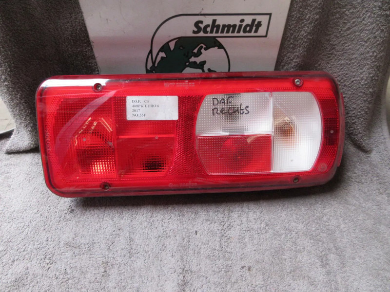 DAF 1875579 ACHTERLAMP DAF XF CF LF EURO 6 RECHTS & LINKS - Feu arrière pour Camion: photos 3 DAF 1875579 ACHTERLAMP DAF XF CF LF EURO 6 RECHTS & LINKS - Feu arrière pour Camion: photos 3