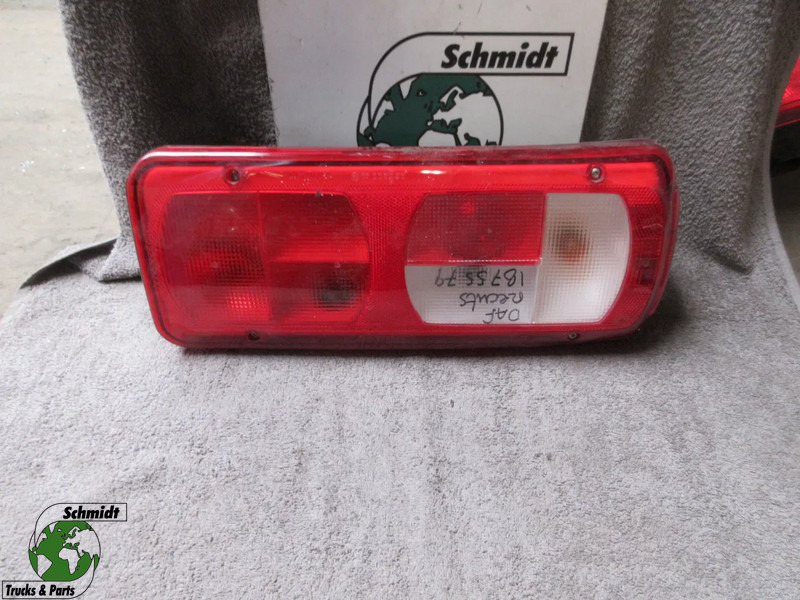 DAF 1875579 ACHTERLAMP DAF XF CF LF EURO 6 RECHTS & LINKS - Feu arrière pour Camion: photos 1 DAF 1875579 ACHTERLAMP DAF XF CF LF EURO 6 RECHTS & LINKS - Feu arrière pour Camion: photos 1