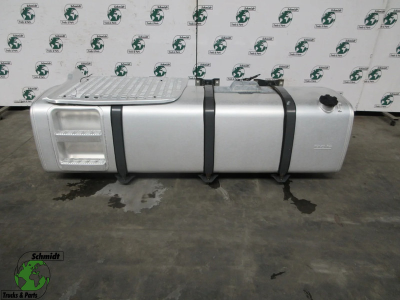 DAF 1944800 DIESELTANK 845 LITER INHOUT DAF XF 480 MODEL 2021 - Réservoir de carburant pour Camion: photos 1 DAF 1944800 DIESELTANK 845 LITER INHOUT DAF XF 480 MODEL 2021 - Réservoir de carburant pour Camion: photos 1