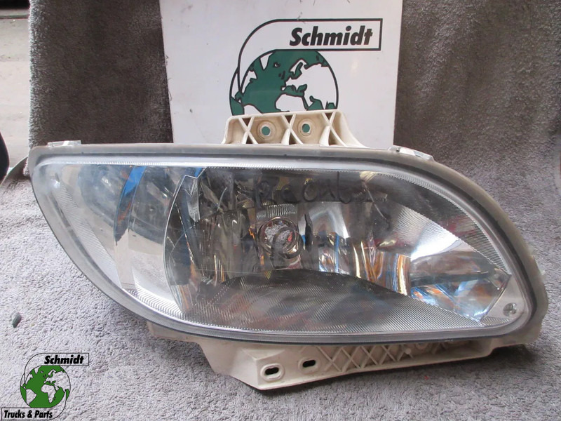 DAF 2032701 // 2032702 MISTLAMP R+L DAF XF CF EURO 6 MODEL 2018 - Feu anti-brouillard pour Camion: photos 1 DAF 2032701 // 2032702 MISTLAMP R+L DAF XF CF EURO 6 MODEL 2018 - Feu anti-brouillard pour Camion: photos 1