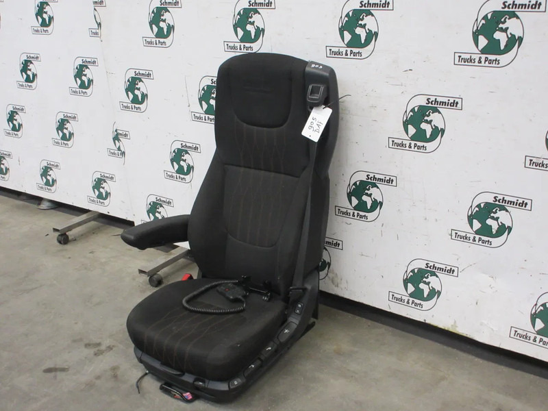 DAF 2104652 LUXEN STOEL DAF XF 450 EURO 6 MODEL 2021 - Siège pour Camion: photos 2 DAF 2104652 LUXEN STOEL DAF XF 450 EURO 6 MODEL 2021 - Siège pour Camion: photos 2