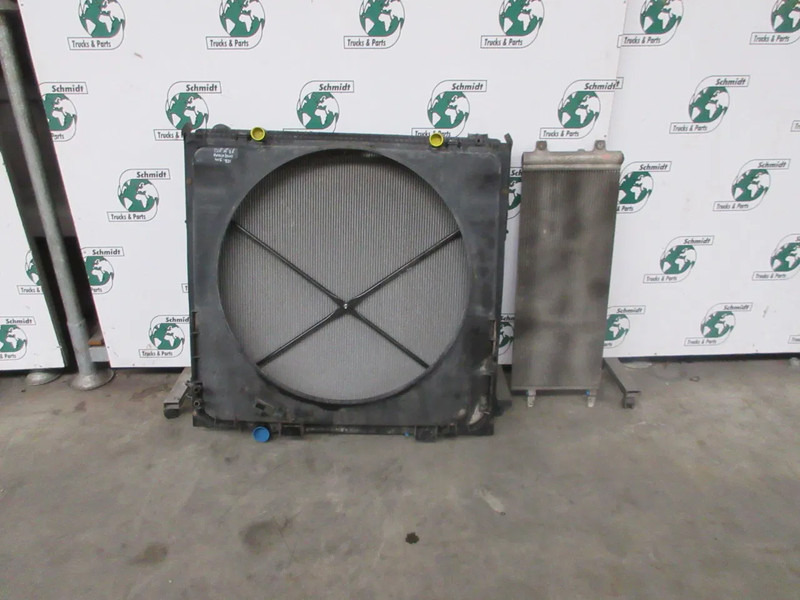 DAF 2125896 RADIATEUR DAF XF 460 EURO 6 - Radiateur pour Camion: photos 5 DAF 2125896 RADIATEUR DAF XF 460 EURO 6 - Radiateur pour Camion: photos 5