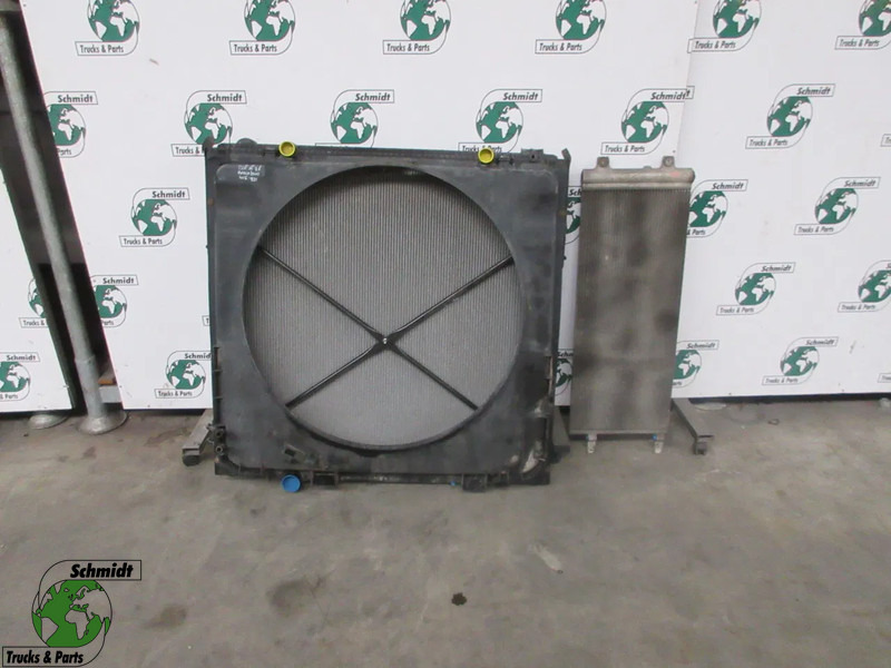 DAF 2125896 RADIATEUR DAF XF 460 EURO 6 - Radiateur pour Camion: photos 1 DAF 2125896 RADIATEUR DAF XF 460 EURO 6 - Radiateur pour Camion: photos 1