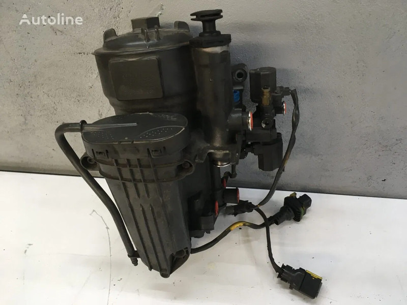 DAF 2418568 // 1951945 // BRANSTOFOPVOERPOMP DAF XF CF MX 11 U 4 EURO 6 - Filtre à carburant pour Camion: photos 3 DAF 2418568 // 1951945 // BRANSTOFOPVOERPOMP DAF XF CF MX 11 U 4 EURO 6 - Filtre à carburant pour Camion: photos 3