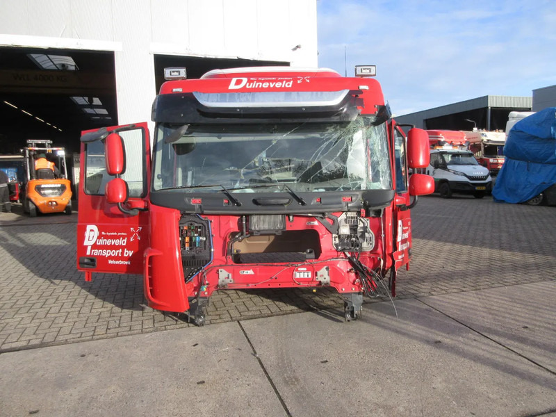 DAF DAF XF 450 CABINE VOOR PARTS DONER MODEL 2021 - Cabine et intérieur pour Camion: photos 3 DAF DAF XF 450 CABINE VOOR PARTS DONER MODEL 2021 - Cabine et intérieur pour Camion: photos 3