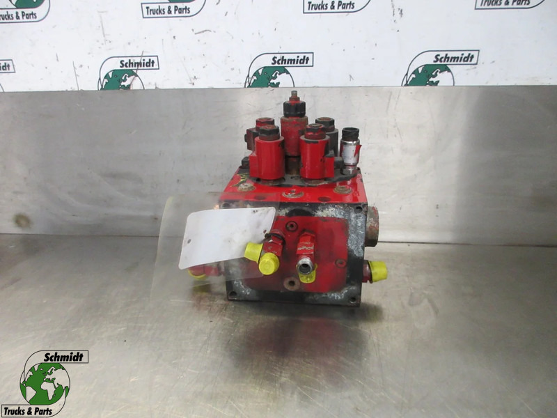 DAF VSE R 2792 // 11072745//A 08377.0.04 VENTIELBLOCK DAF GINAF - Hydraulique pour Camion: photos 1 DAF VSE R 2792 // 11072745//A 08377.0.04 VENTIELBLOCK DAF GINAF - Hydraulique pour Camion: photos 1