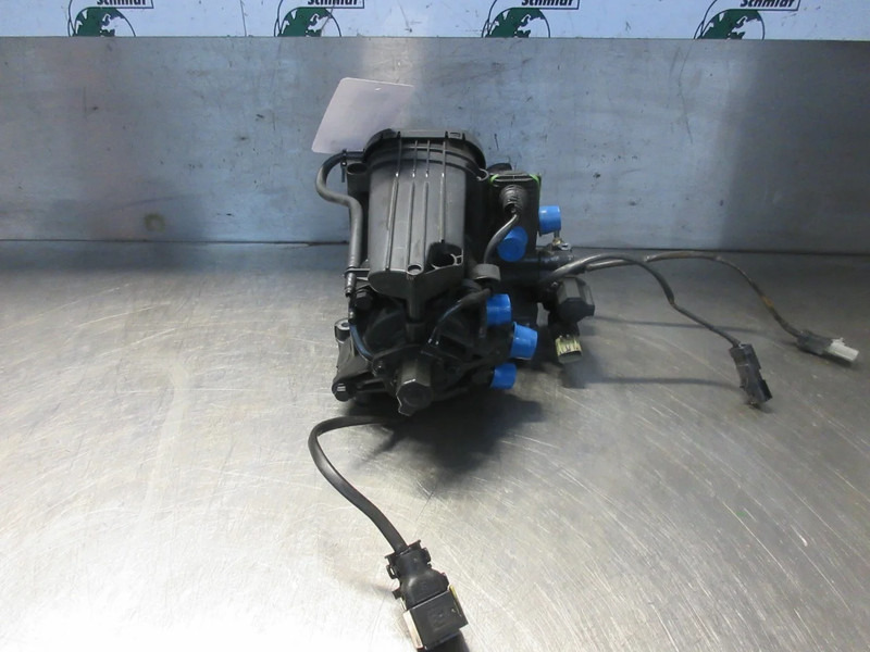 DAF XF450 2184056 BRANDSTOFFILTER EURO 6 - Filtre à carburant pour Camion: photos 3 DAF XF450 2184056 BRANDSTOFFILTER EURO 6 - Filtre à carburant pour Camion: photos 3