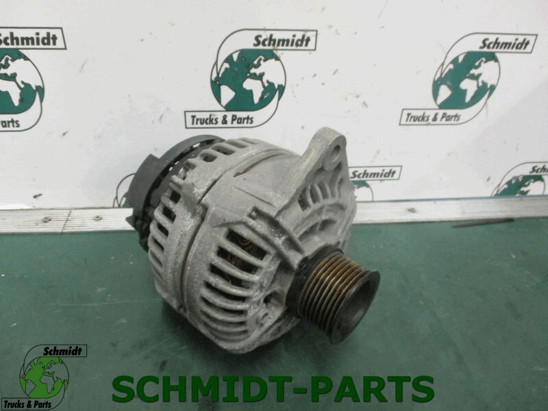 Iveco 4892320 Eurocargo Dynamo Euro6 - Alternateur pour Camion: photos 1 Iveco 4892320 Eurocargo Dynamo Euro6 - Alternateur pour Camion: photos 1