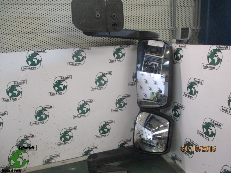 Iveco 504150553 Spiegel Links eurocargo - Cabine et intérieur pour Camion: photos 1 Iveco 504150553 Spiegel Links eurocargo - Cabine et intérieur pour Camion: photos 1