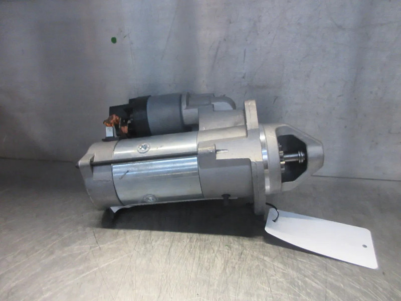 Iveco 5801577136 STARTMOTOR IVECO HI WAY NIEUWE 5 X OP VOORRAAD - Démarreur pour Camion: photos 3 Iveco 5801577136 STARTMOTOR IVECO HI WAY NIEUWE 5 X OP VOORRAAD - Démarreur pour Camion: photos 3