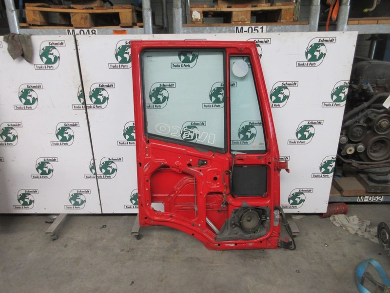 Iveco STRALIS 504015938 PORTIER LINKS EURO 5 - Portière et pièces pour Camion: photos 2 Iveco STRALIS 504015938 PORTIER LINKS EURO 5 - Portière et pièces pour Camion: photos 2