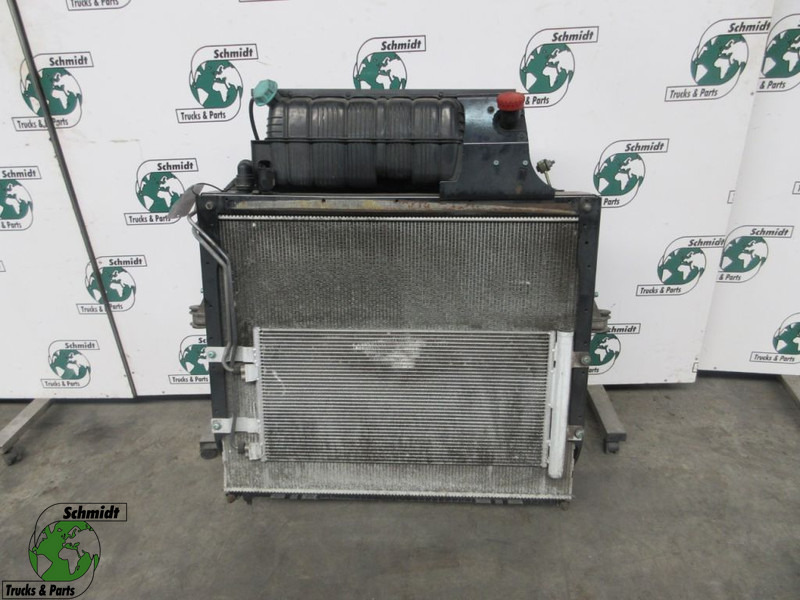 MAN 81.06101-0076 - 81.06101-0073 / RADIATEUR TGS EURO 6 - Radiateur pour Camion: photos 1 MAN 81.06101-0076 - 81.06101-0073 / RADIATEUR TGS EURO 6 - Radiateur pour Camion: photos 1