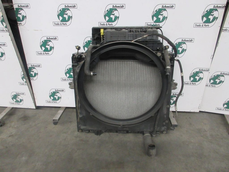 MAN 81.06101-0076 - 81.06101-0073 / RADIATEUR TGS EURO 6 - Radiateur pour Camion: photos 4 MAN 81.06101-0076 - 81.06101-0073 / RADIATEUR TGS EURO 6 - Radiateur pour Camion: photos 4