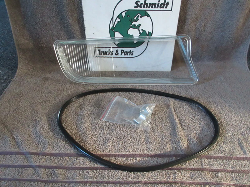 MAN 81.25110-0085 MISTLAMP GLAS MAN TGX TGS EURO 6 - Feu anti-brouillard pour Camion: photos 5 MAN 81.25110-0085 MISTLAMP GLAS MAN TGX TGS EURO 6 - Feu anti-brouillard pour Camion: photos 5