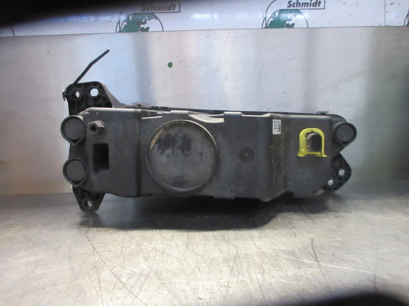 MAN 81.25204-0003 MISTLAMP MAN TGS TGX 18 470 EURO 6 LINKS - Feu anti-brouillard pour Camion: photos 4 MAN 81.25204-0003 MISTLAMP MAN TGS TGX 18 470 EURO 6 LINKS - Feu anti-brouillard pour Camion: photos 4