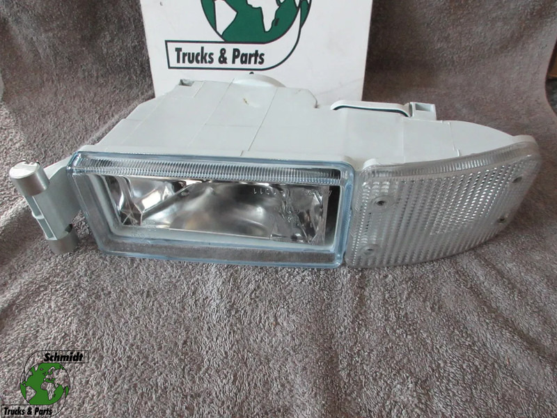 MAN 81.25320-6111/6091//81.25320-6112//6092 MISTLAMP R+L NIEUWE & GEBRUIKT EURO 3 - Feu anti-brouillard pour Camion: photos 1 MAN 81.25320-6111/6091//81.25320-6112//6092 MISTLAMP R+L NIEUWE & GEBRUIKT EURO 3 - Feu anti-brouillard pour Camion: photos 1
