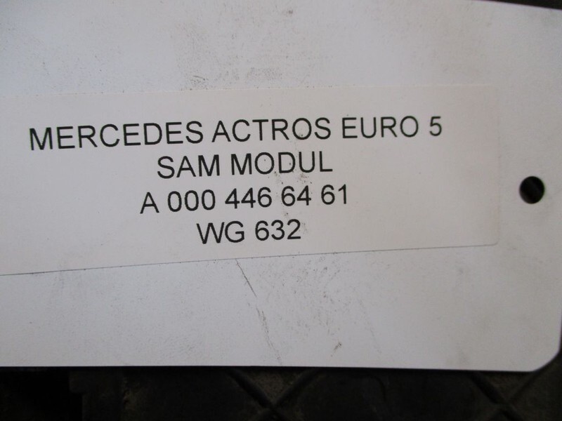 Mercedes-Benz A 000 446 64 61 Sam Module - Système électrique pour Camion: photos 3 Mercedes-Benz A 000 446 64 61 Sam Module - Système électrique pour Camion: photos 3
