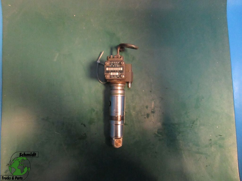Mercedes-Benz A 026 074 73 02 / 027 074 92 02 / 028 074 32 02 INJECTORS ATEGO EURO 5 - Filtre à carburant pour Camion: photos 1 Mercedes-Benz A 026 074 73 02 / 027 074 92 02 / 028 074 32 02 INJECTORS ATEGO EURO 5 - Filtre à carburant pour Camion: photos 1