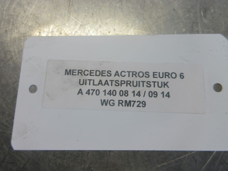 Mercedes-Benz A 470 140 08 14// 09 14 UITLAADSPRUITSTUK OM470LA EURO 6 - Collecteur d'échappement pour Camion: photos 4 Mercedes-Benz A 470 140 08 14// 09 14 UITLAADSPRUITSTUK OM470LA EURO 6 - Collecteur d'échappement pour Camion: photos 4