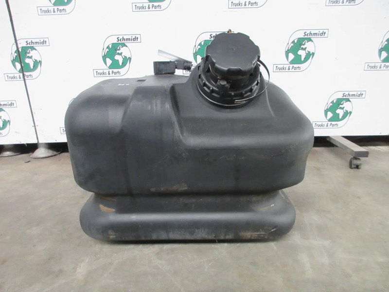 Mercedes-Benz A 967 471 04 01 NIEUWE EN GEBRUIKT 120 LITER TANK ATEGO EURO 6 - Réservoir de carburant pour Camion: photos 5 Mercedes-Benz A 967 471 04 01 NIEUWE EN GEBRUIKT 120 LITER TANK ATEGO EURO 6 - Réservoir de carburant pour Camion: photos 5