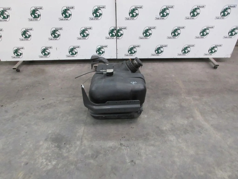 Mercedes-Benz A 967 471 04 01 NIEUWE EN GEBRUIKT 120 LITER TANK ATEGO EURO 6 - Réservoir de carburant pour Camion: photos 2 Mercedes-Benz A 967 471 04 01 NIEUWE EN GEBRUIKT 120 LITER TANK ATEGO EURO 6 - Réservoir de carburant pour Camion: photos 2