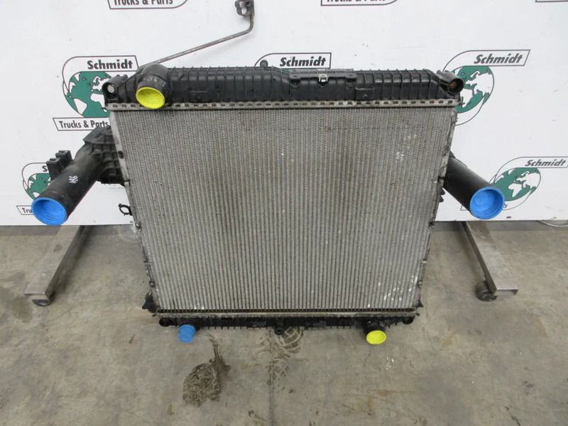 Mercedes-Benz A 967 500 03 01 // A 967 500 06 01 RADIATEUR INTERCOOLER ATEGO 1221 EURO 6 - Radiateur pour Camion: photos 4 Mercedes-Benz A 967 500 03 01 // A 967 500 06 01 RADIATEUR INTERCOOLER ATEGO 1221 EURO 6 - Radiateur pour Camion: photos 4