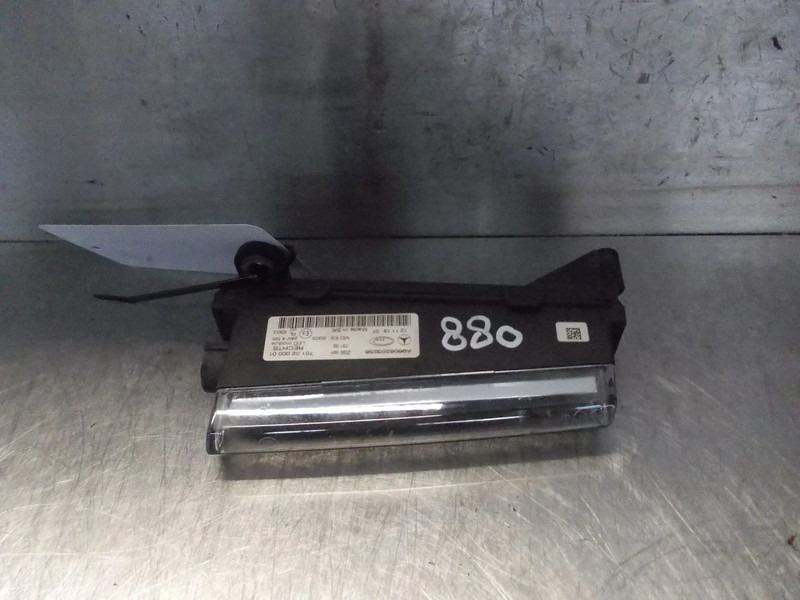 Mercedes-Benz ACTROS A 960 820 32 56 LED MODULE RECHTS EURO 6 - Feu avant pour Camion: photos 3 Mercedes-Benz ACTROS A 960 820 32 56 LED MODULE RECHTS EURO 6 - Feu avant pour Camion: photos 3