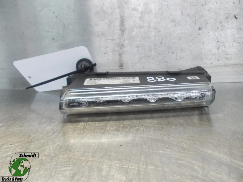 Mercedes-Benz ACTROS A 960 820 32 56 LED MODULE RECHTS EURO 6 - Feu avant pour Camion: photos 1 Mercedes-Benz ACTROS A 960 820 32 56 LED MODULE RECHTS EURO 6 - Feu avant pour Camion: photos 1