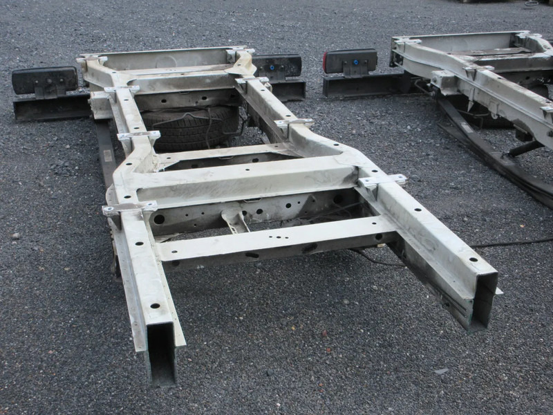 Mercedes-Benz SPRINTER CHASSIS 2 X OP VOORRAAD 515 & 516 MODEL 2023 - Frame/ Châssis pour Véhicule utilitaire: photos 5 Mercedes-Benz SPRINTER CHASSIS 2 X OP VOORRAAD 515 & 516 MODEL 2023 - Frame/ Châssis pour Véhicule utilitaire: photos 5