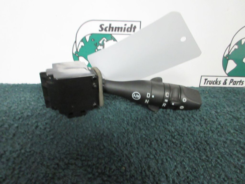 Renault 5010580560 //7423711436 // STUUR SCHAKELAAR D210 EURO 6 - Système électrique pour Camion: photos 2 Renault 5010580560 //7423711436 // STUUR SCHAKELAAR D210 EURO 6 - Système électrique pour Camion: photos 2